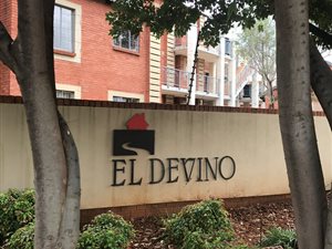 3 Bedroom Townhouse in Die Hoewes