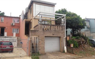 2 Bedroom Townhouse in Eastbury