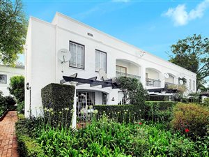 1 Bed Apartment in Saxonwold