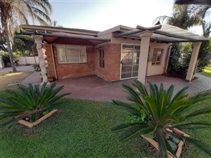 3 Bed House in Mooinooi