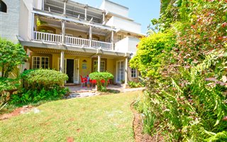 3 Bedroom Apartment in Willard Beach