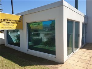 300 m² Office Space in Newlands West
