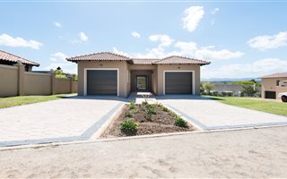 3 Bedroom House in The Hill Estate