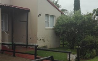 3 Bedroom Townhouse in Elspark