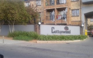 2 Bedroom Apartment in Erand Gardens