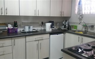 2 Bedroom Apartment in Vanderbijlpark CW2