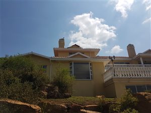 4 Bed House in Bronkhorstbaai