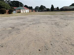 4000 m² Land available in West Village