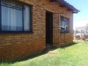 2 Bed House in Orange Farm