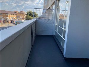 2 Bed Townhouse in Alberton