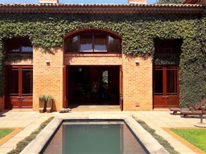 5 Bed House in Boardwalk