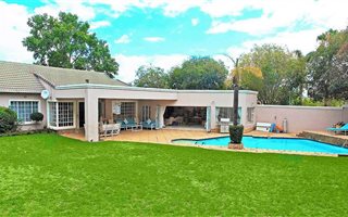 5 Bedroom House in Sunninghill