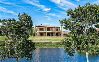 4 Bedroom House in Plettenberg Bay