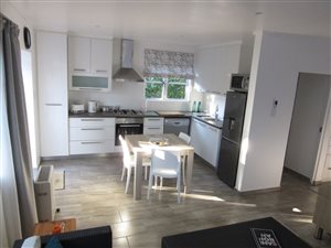 1 Bed Garden Cottage in Waterfall