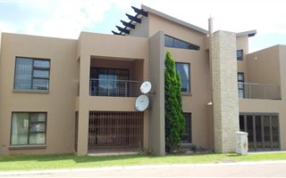 3 Bedroom Apartment in Vanderbijlpark SE8