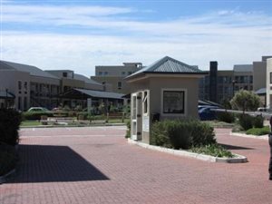 49 m² Commercial space in Century City