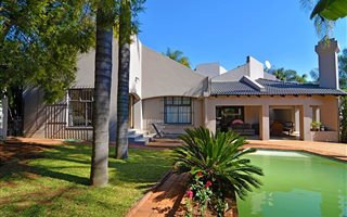 5 Bedroom House in Faerie Glen