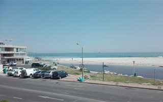 2 Bedroom Apartment in Milnerton Central