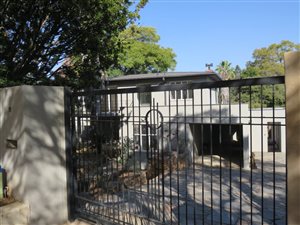 5 Bed House in Eastwood