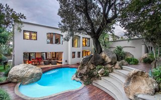 4 Bedroom House in Dainfern