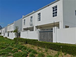 3 Bed House in Nooitgedacht Estate