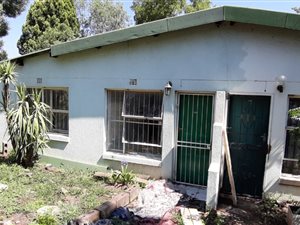 2 Bed Apartment in Bloubosrand