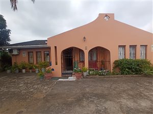 4 Bed House in Brackenham