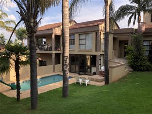 3 Bed House in Moreleta Park