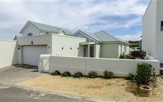 2 Bedroom House in Wellington North