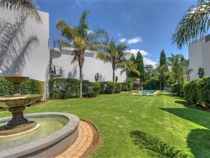 3 Bed Apartment in Oaklands