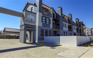 2 Bedroom Apartment in Helderberg Estate