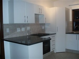 2 Bed Townhouse in Honeydew