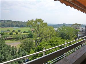 3 Bed Apartment in Groenkloof