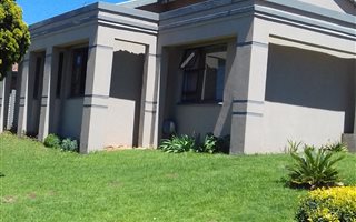 4 Bedroom House in Maraisburg