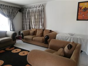 4 Bed House in Rosslyn