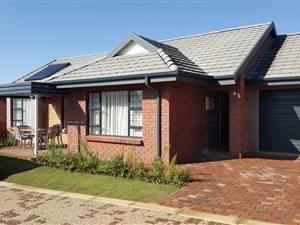 2 Bed House in Olympus AH
