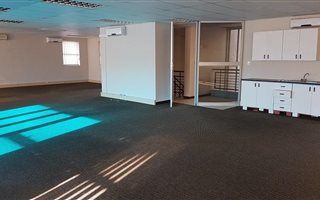 222 m² Commercial space in Sunningdale