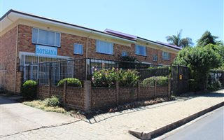 2 Bedroom Duplex in Kempton Park Central