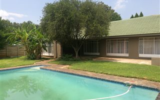 3 Bedroom House in Neserhof