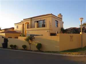 4 Bed House in Halfway Gardens