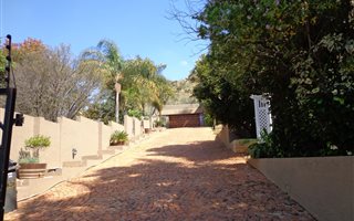 3 Bedroom House in Strubens Valley
