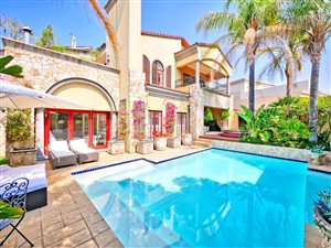 6 Bed House in Kyalami