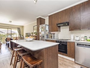 2 Bed Apartment in Maroeladal