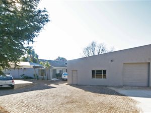 360 m² Office Space in Kensington B