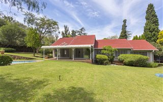 4 Bedroom House in River Club