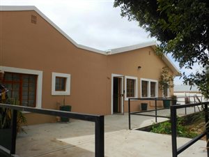 7 Bed House in Oudtshoorn