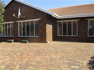 3 Bed Townhouse in Arcon Park