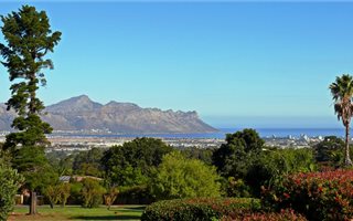 3 Bedroom House in Helderrand