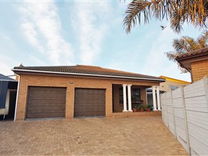 4 Bed House in Kuilsriver