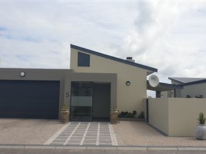 3 Bed House in Sunset Estate